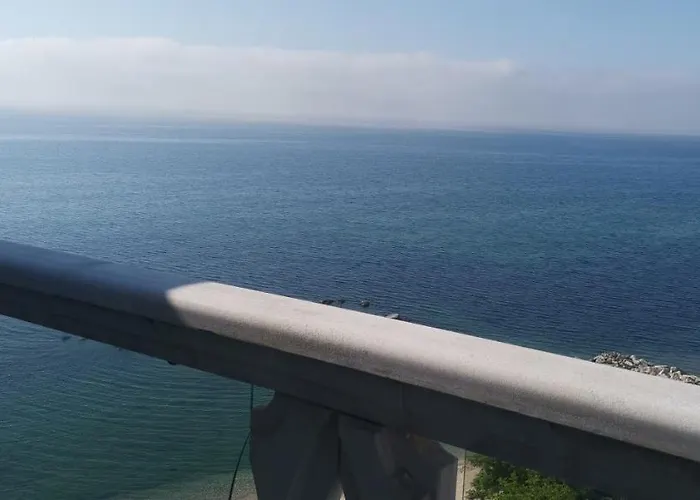 La מלון דירות