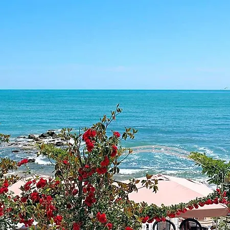 Apartahotel La Golden Sands