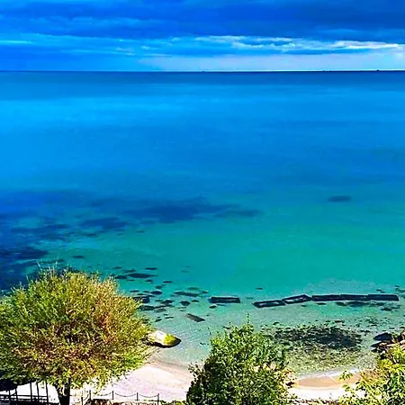 Aparthotel La Golden Sands