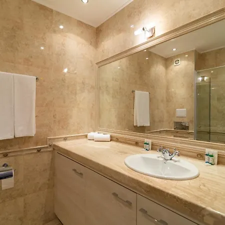Apartahotel La
