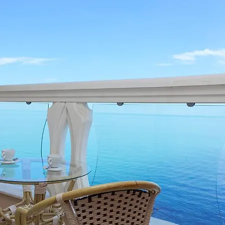 La 4* Golden Sands