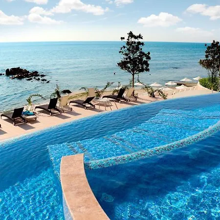 La Golden Sands
