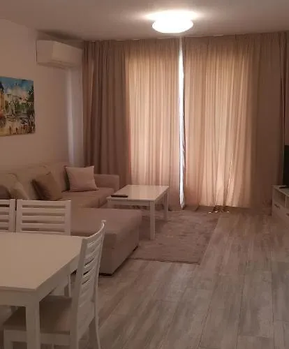 La Lägenhetshotell Golden Sands